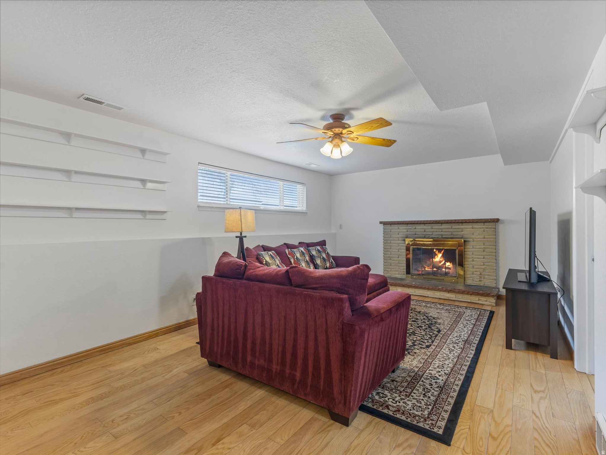 WILLOW CREEK #4 - Residential