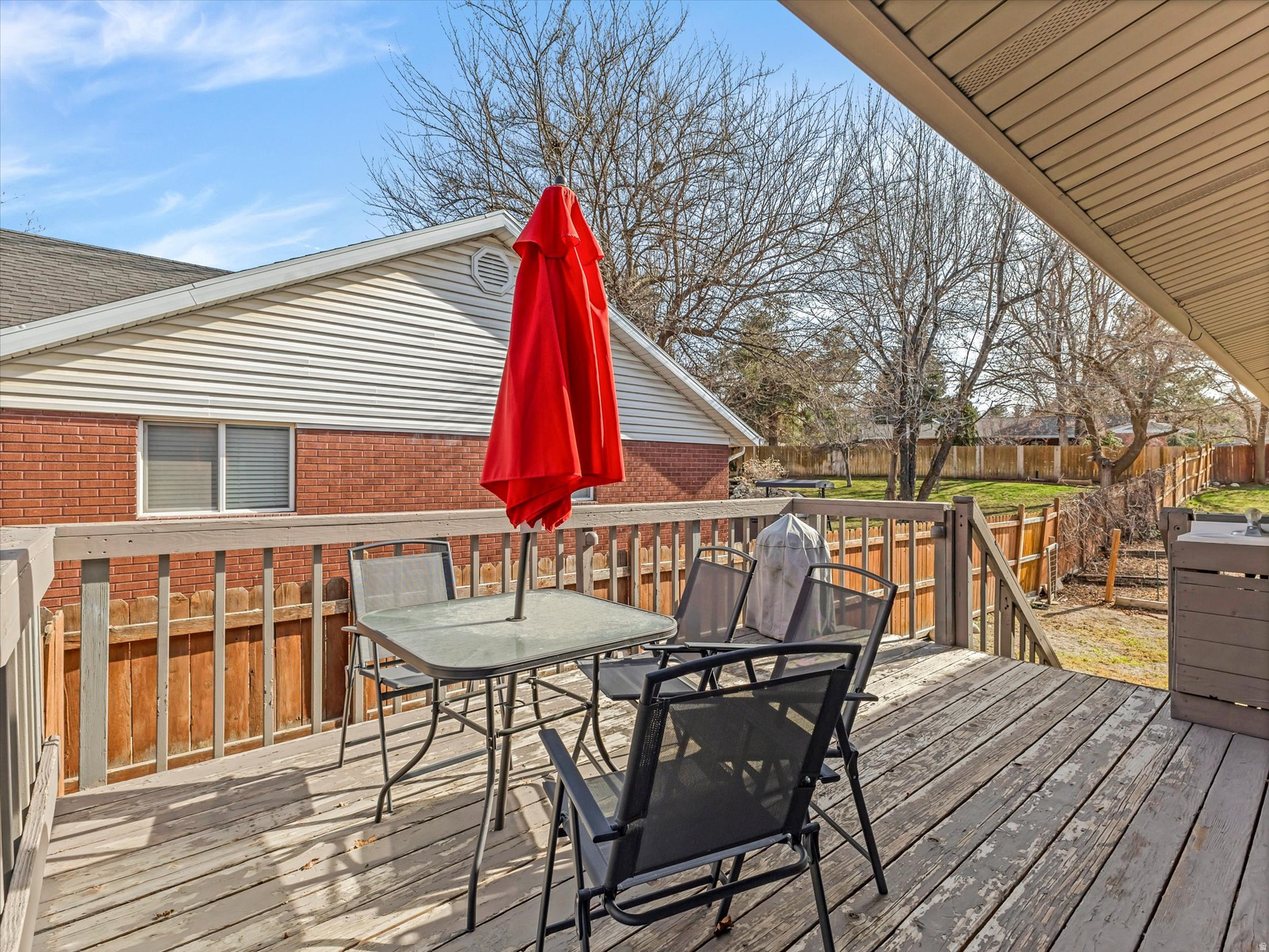 WILLOW CREEK #4 - Residential