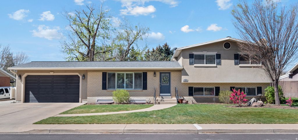 Photo of 453 N 650 E, Orem, UT 84097 (MLS # 2146369)