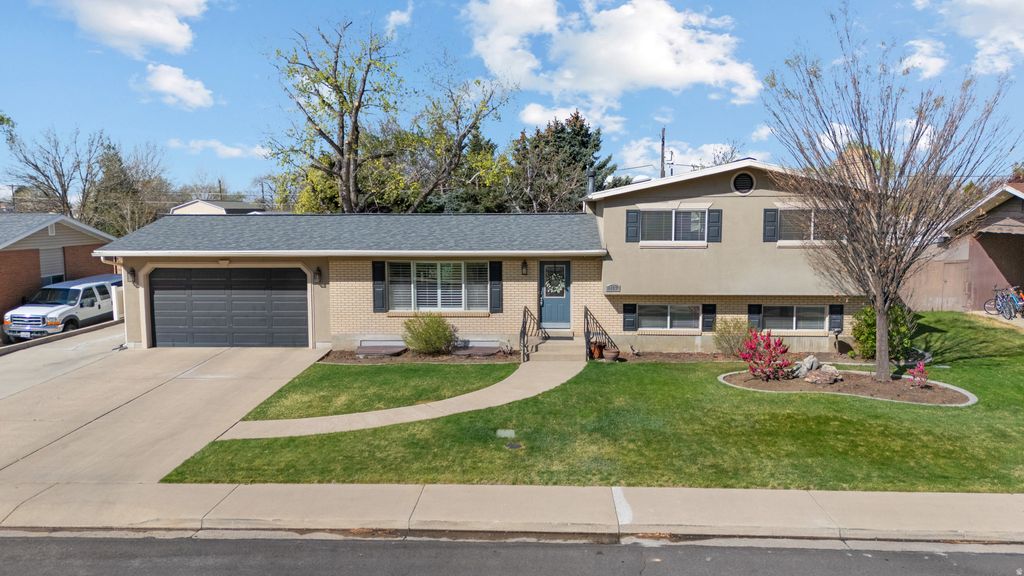 Photo of 453 N 650 E, Orem, UT 84097 (MLS # 2146369)