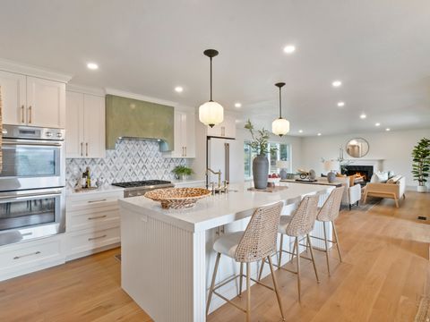 Tiny photo for 2760 E BLUE SPRUCE DR, Holladay, UT 84117 (MLS # 2136808)