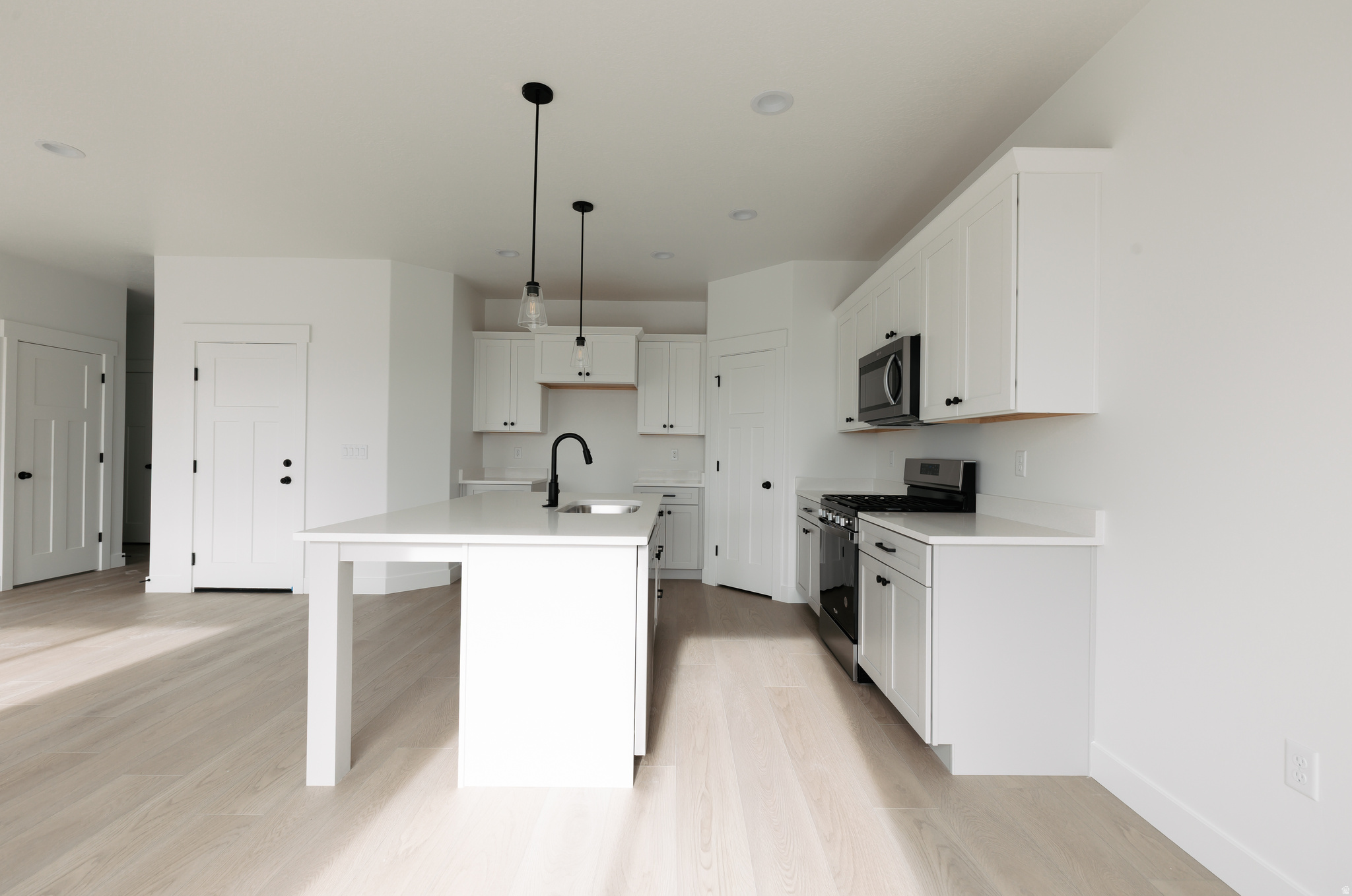 RIDGEHORNE - Residential