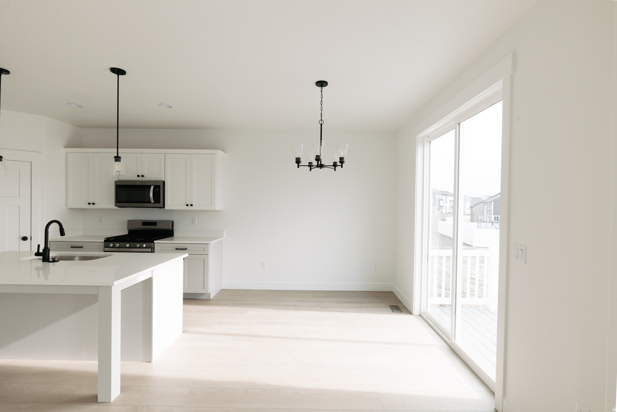 RIDGEHORNE - Residential