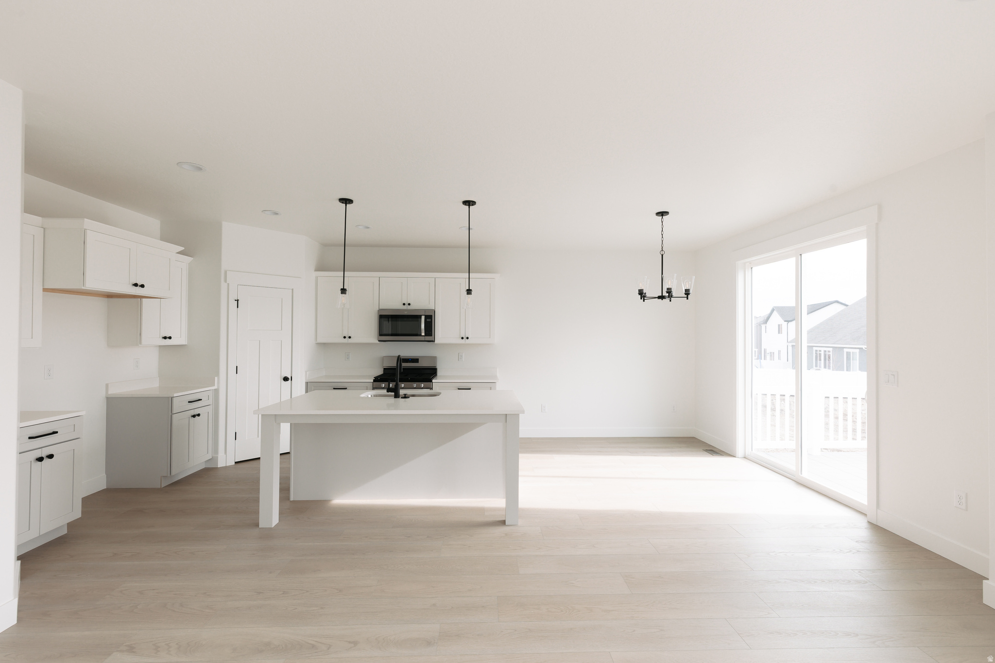 RIDGEHORNE - Residential