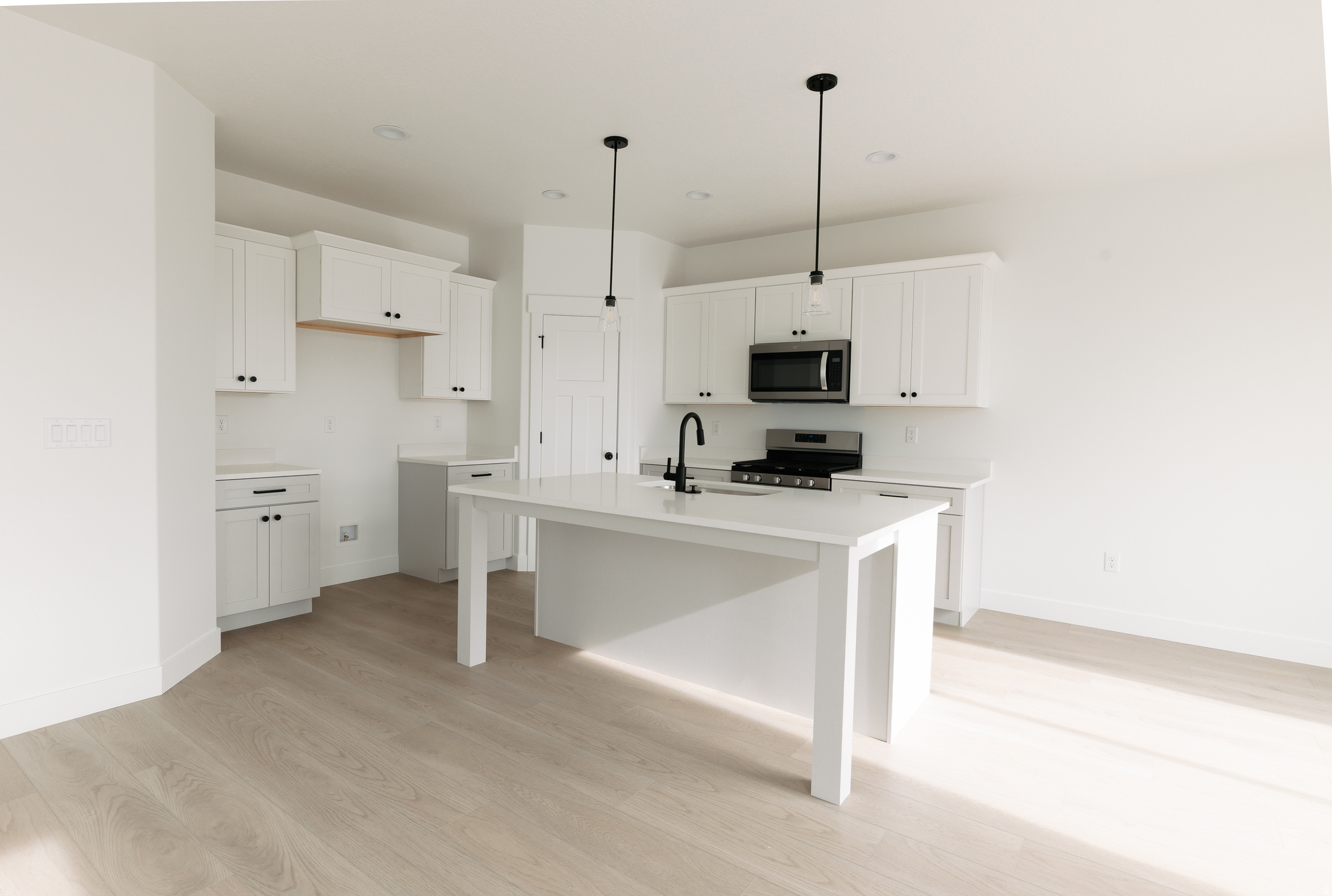 RIDGEHORNE - Residential