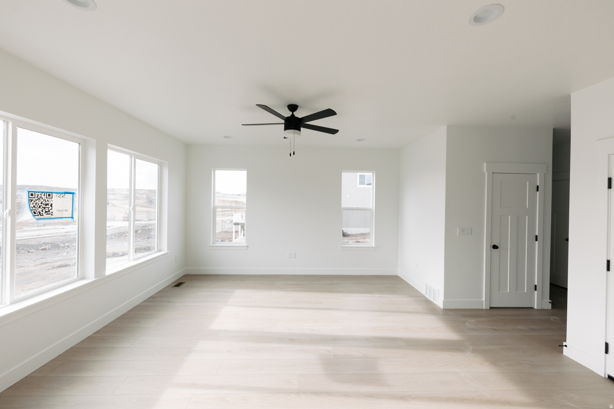 RIDGEHORNE - Residential