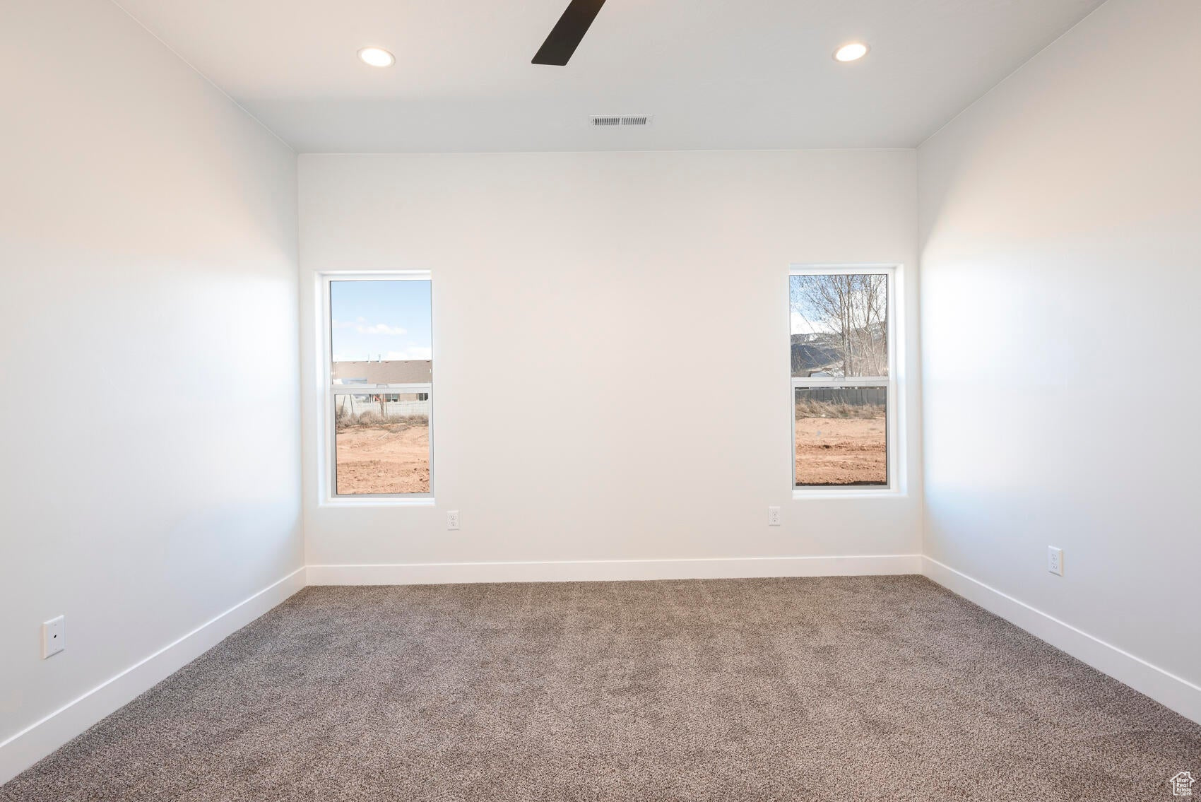 POINTE WEST - Residential