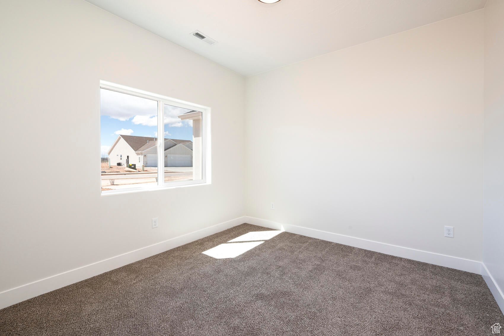 POINTE WEST - Residential