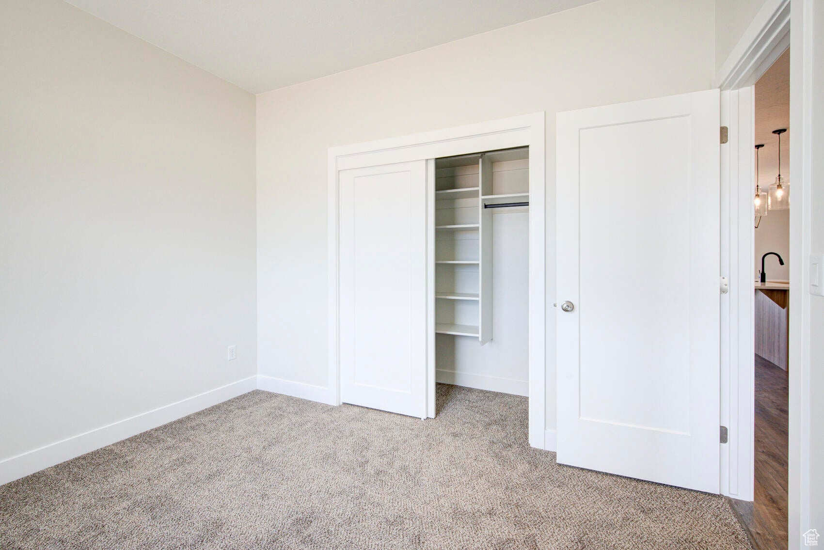 POINTE WEST - Residential