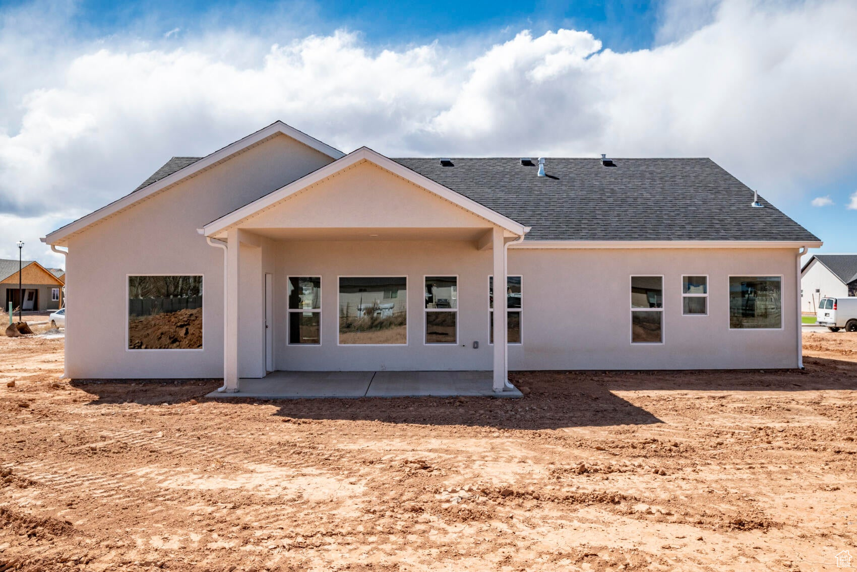 POINTE WEST - Residential