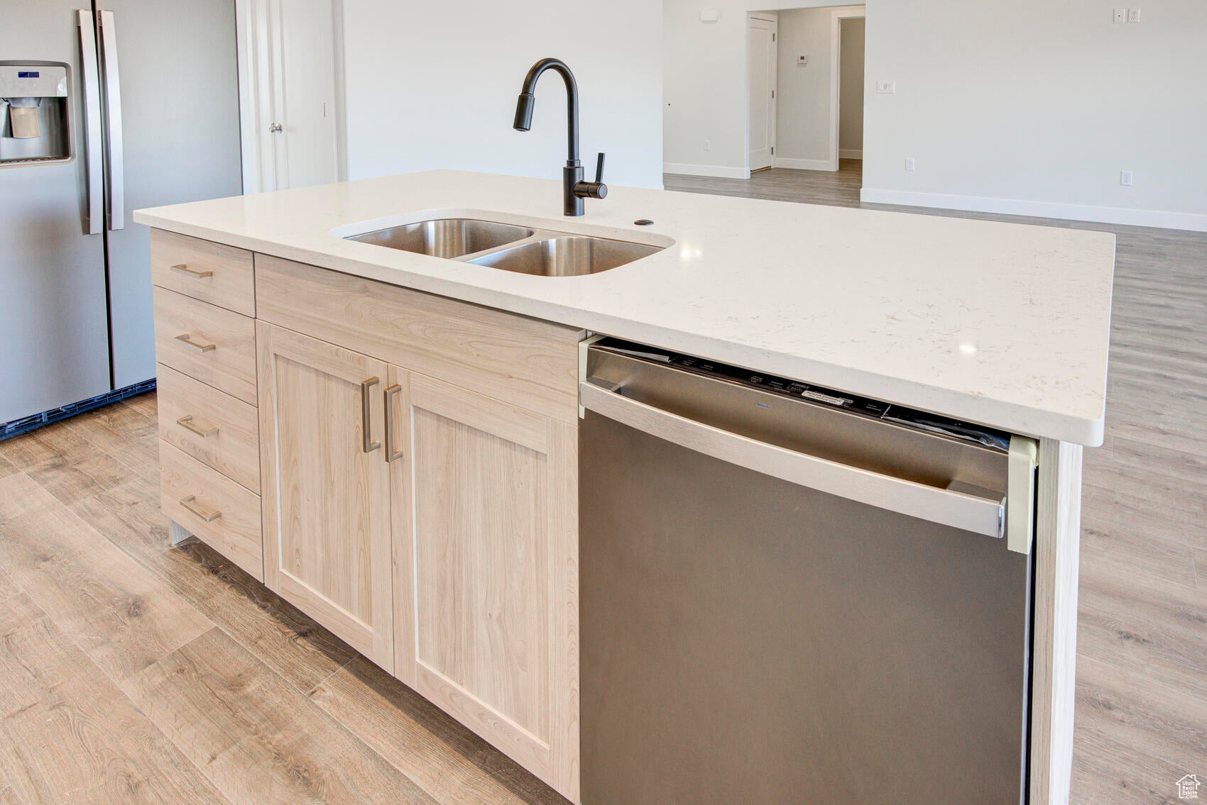 POINTE WEST - Residential