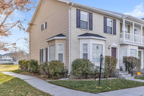 Tiny photo for 215 E 800 S, Payson, UT 84651 (MLS # 2127448)