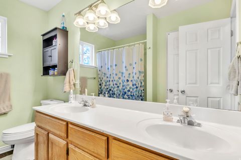 Tiny photo for 215 E 800 S, Payson, UT 84651 (MLS # 2127448)