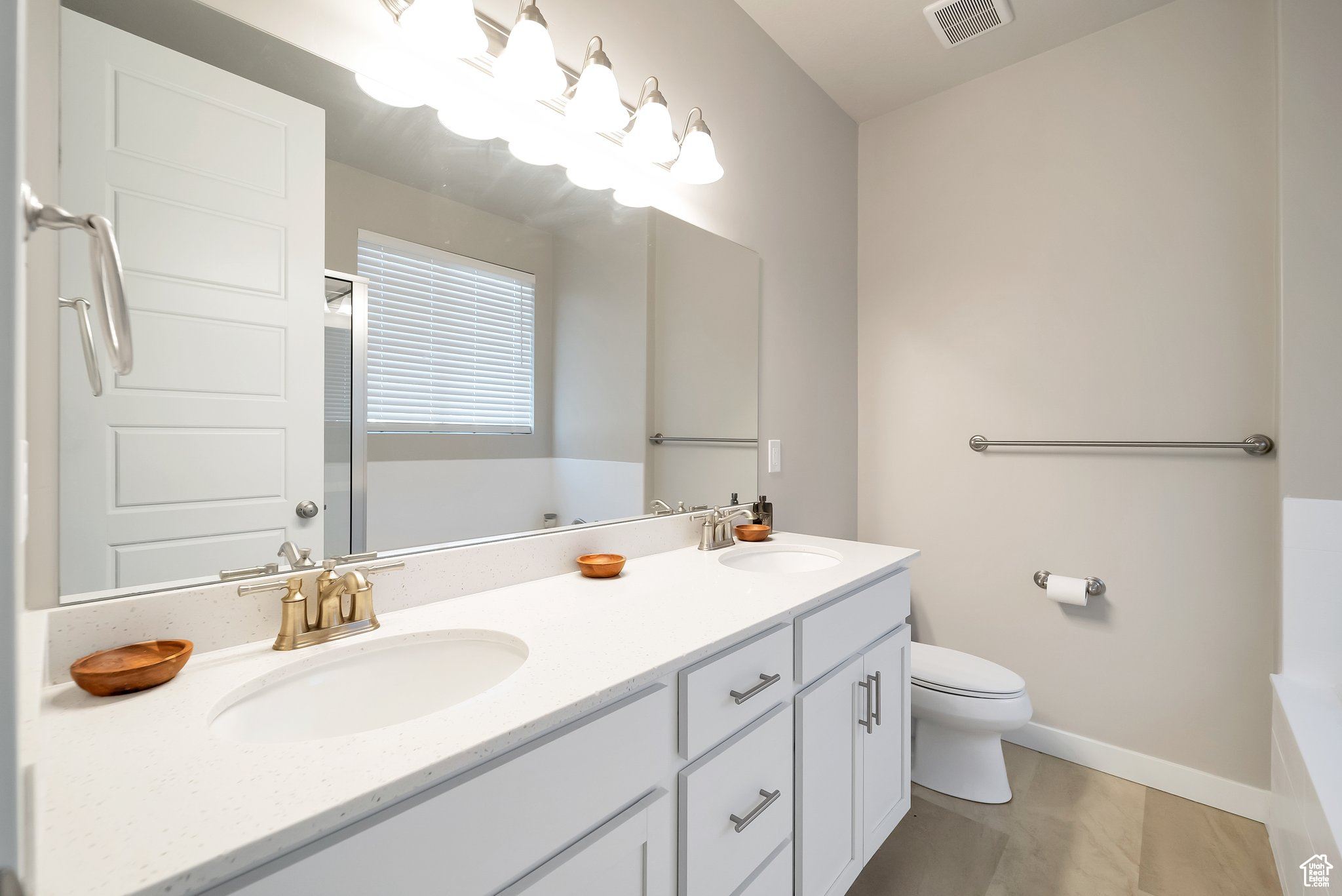 OVERLAND GARDENS - Residential