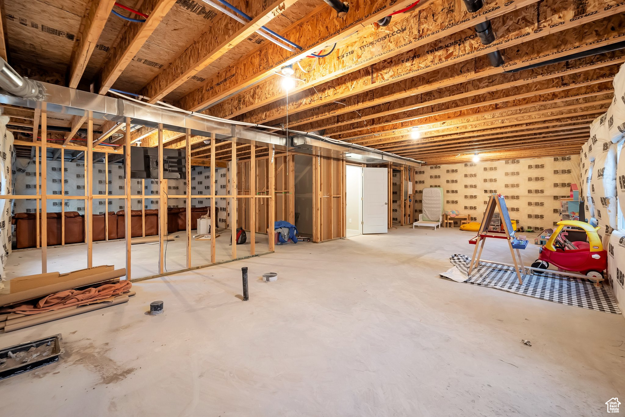 OVERLAND GARDENS - Residential