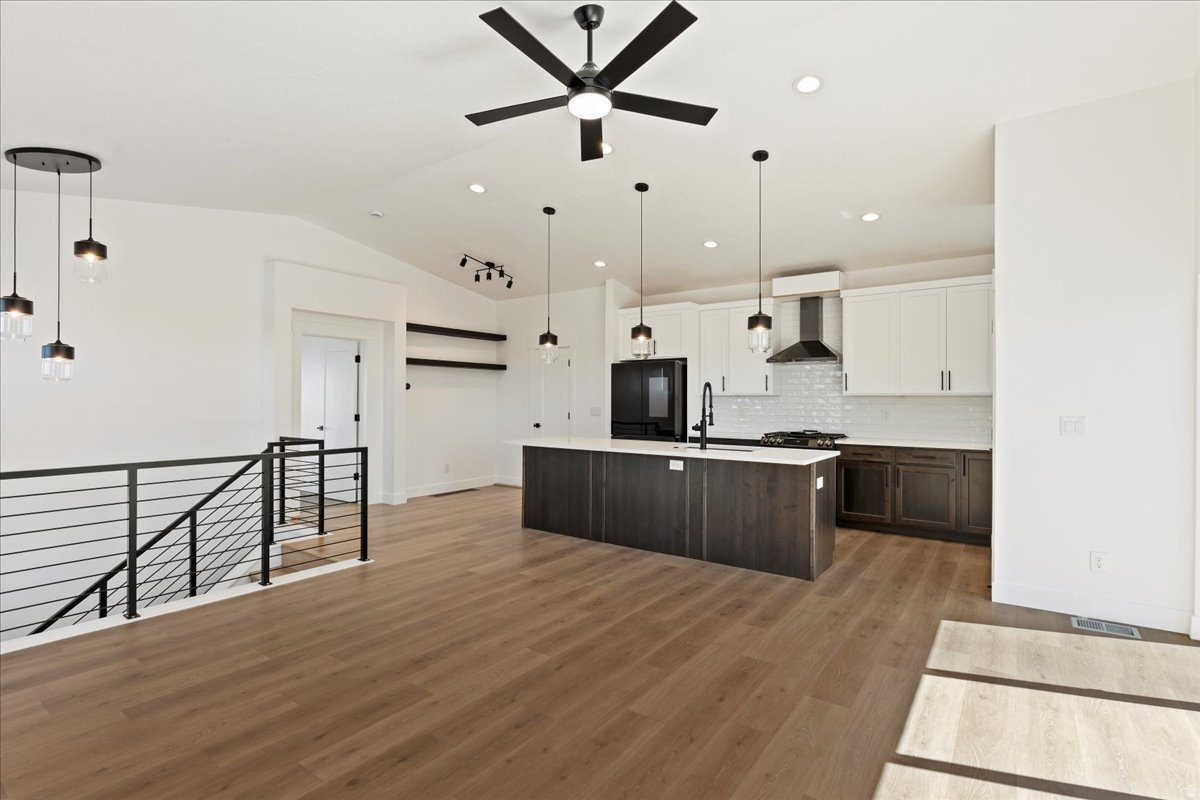 VALLEY VIEW PRUD - Residential