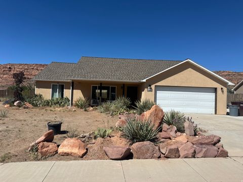 Photo of 4491 S VISTA VERDE CIR, Moab, UT 84532 (MLS # 2167281)