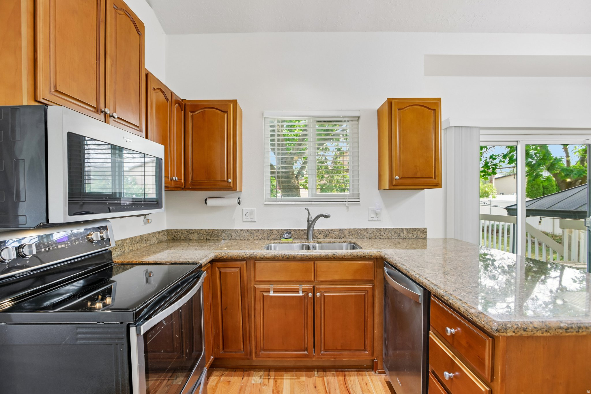LARSEN ESTATES PHASE I - Residential