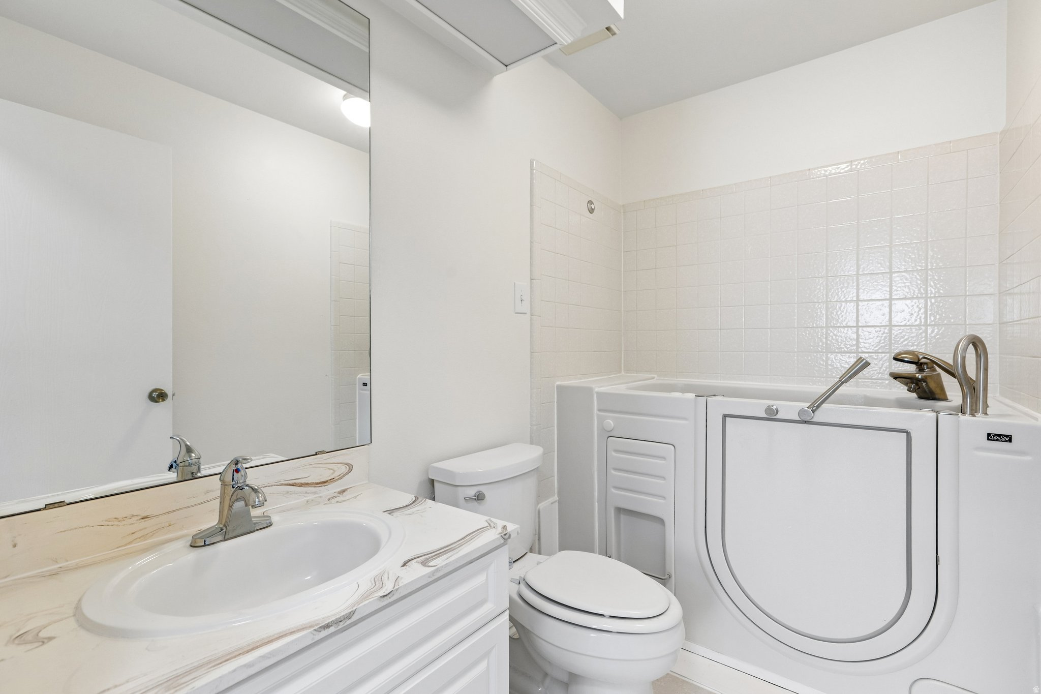 LARSEN ESTATES PHASE I - Residential