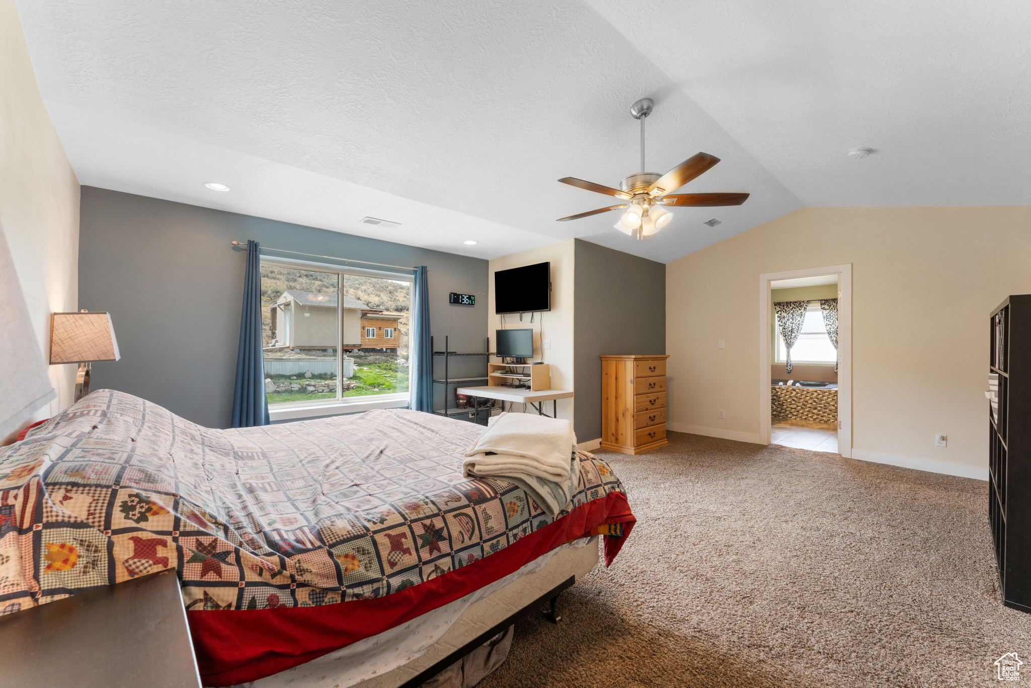 LONE TREE AT CIRCLE FIVE RANCH - Residential