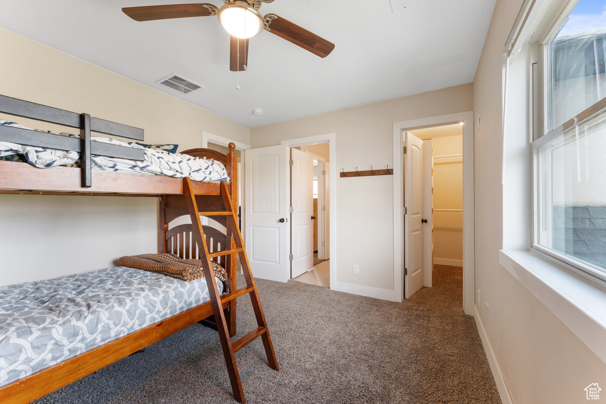 LONE TREE AT CIRCLE FIVE RANCH - Residential