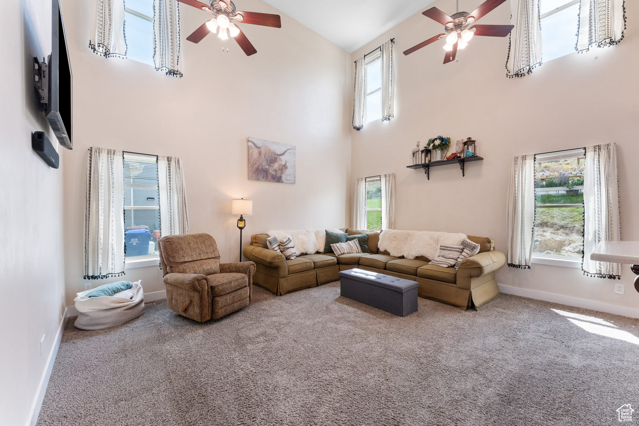 LONE TREE AT CIRCLE FIVE RANCH - Residential