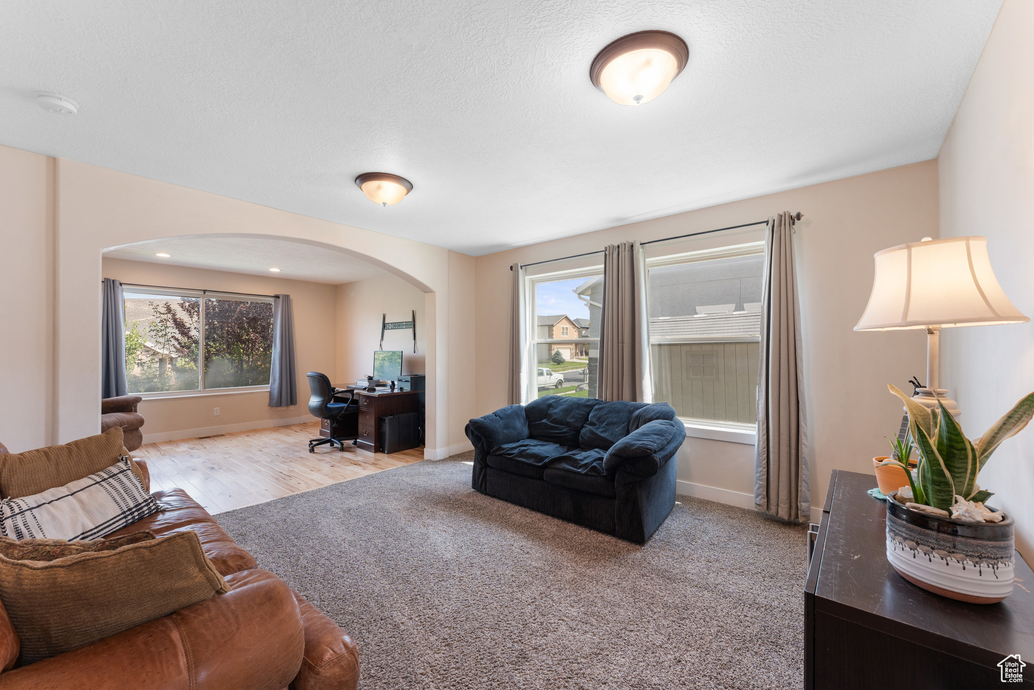 LONE TREE AT CIRCLE FIVE RANCH - Residential