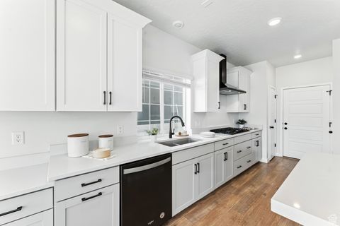 Tiny photo for 133 E MEANDERING WAY, Saratoga Springs, UT 84045 (MLS # 2104109)
