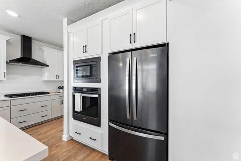 Tiny photo for 133 E MEANDERING WAY, Saratoga Springs, UT 84045 (MLS # 2104109)