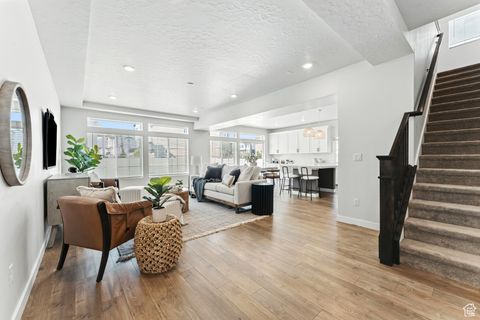 Tiny photo for 133 E MEANDERING WAY, Saratoga Springs, UT 84045 (MLS # 2104109)