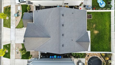 Tiny photo for 133 E MEANDERING WAY, Saratoga Springs, UT 84045 (MLS # 2104109)