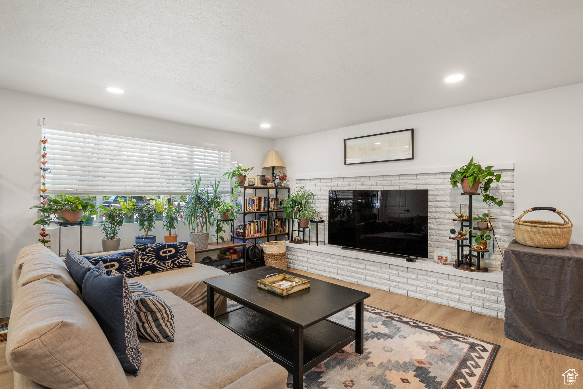 MIDWAY SURVEY - Residential Income