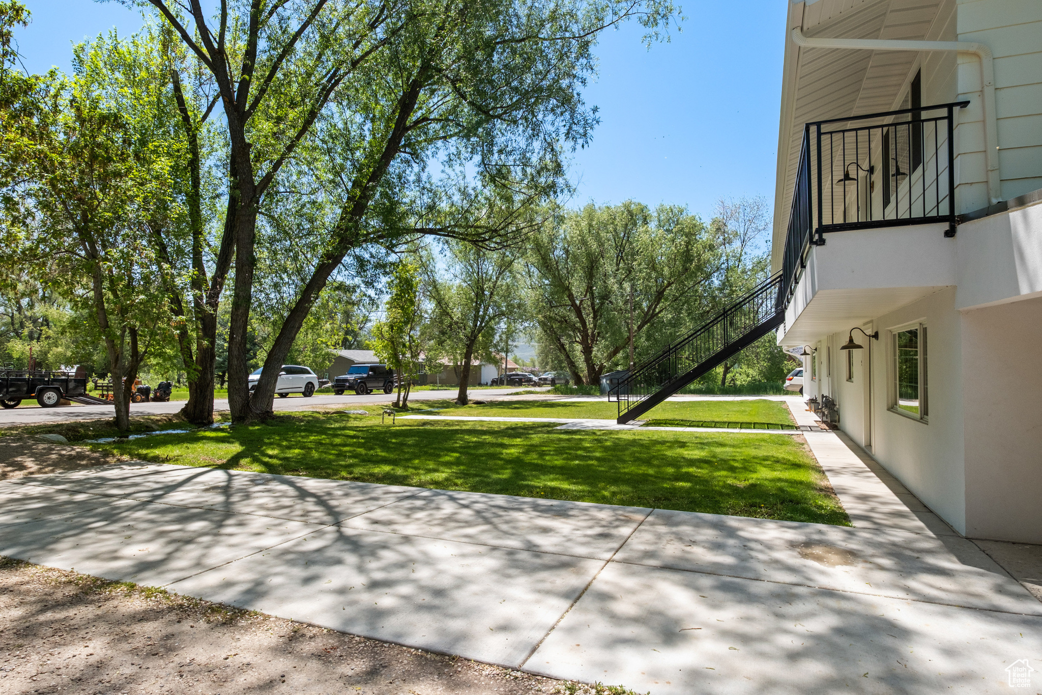 MIDWAY SURVEY - Residential Income