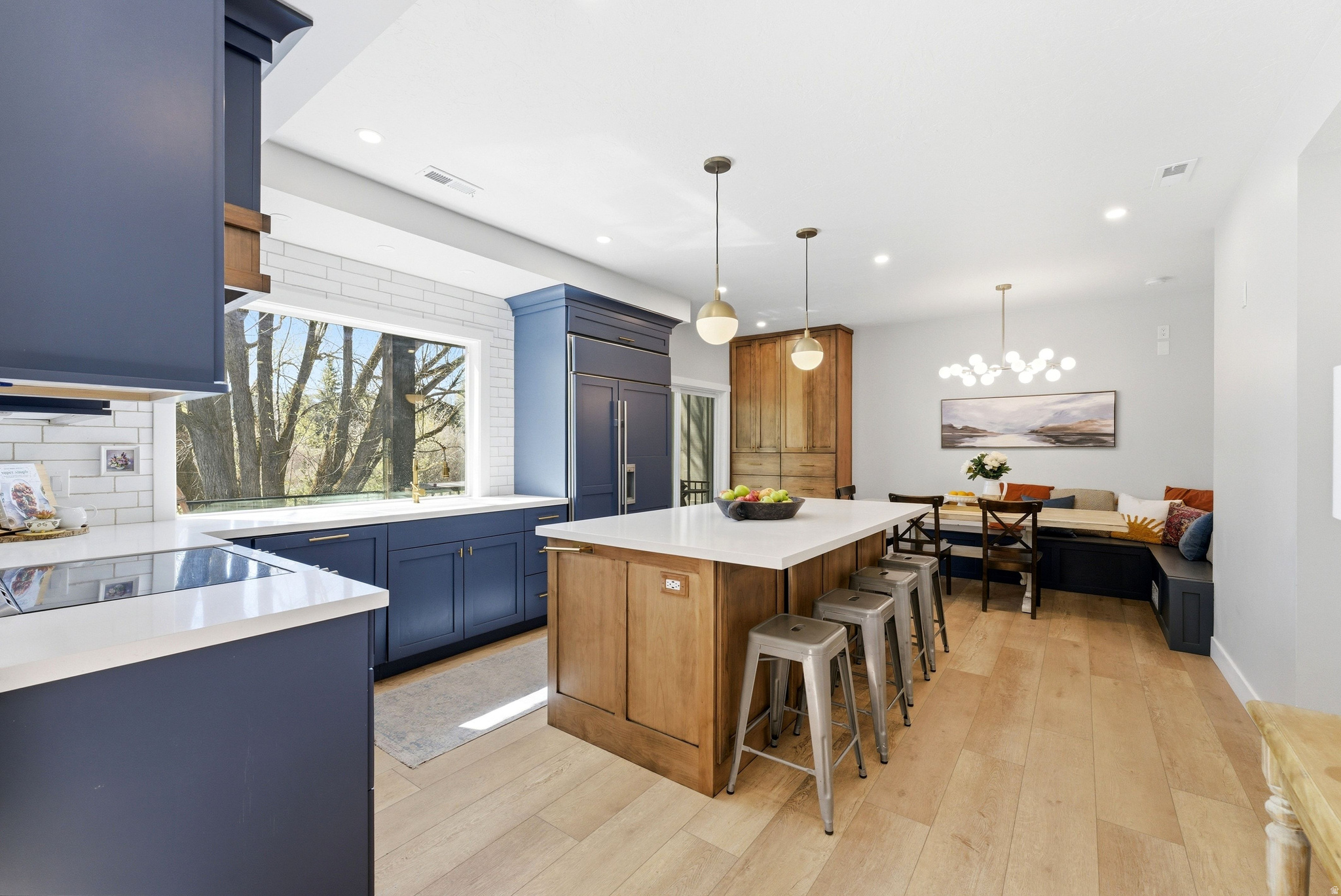 HORSETHEIF CANYON - Residential
