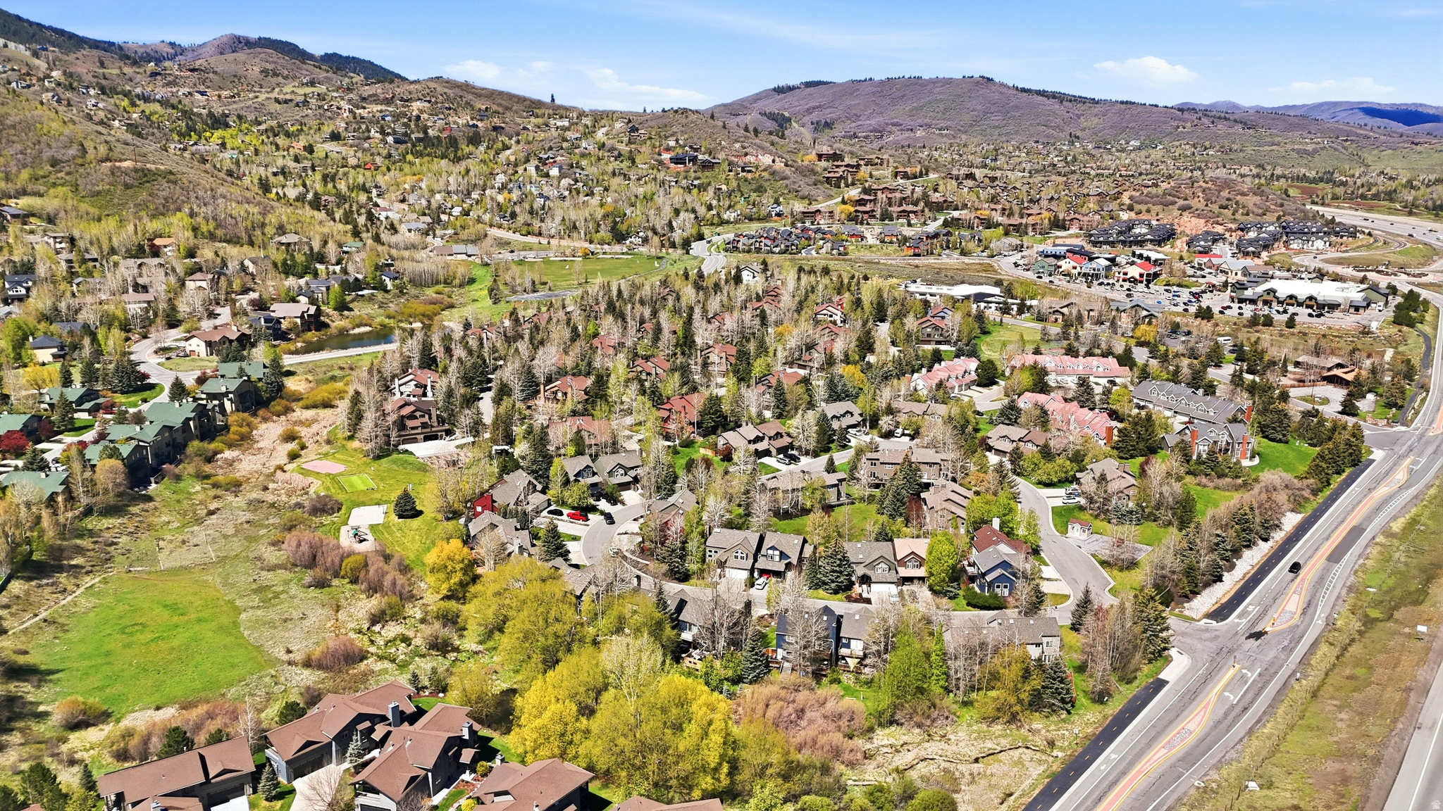 HORSETHEIF CANYON - Residential