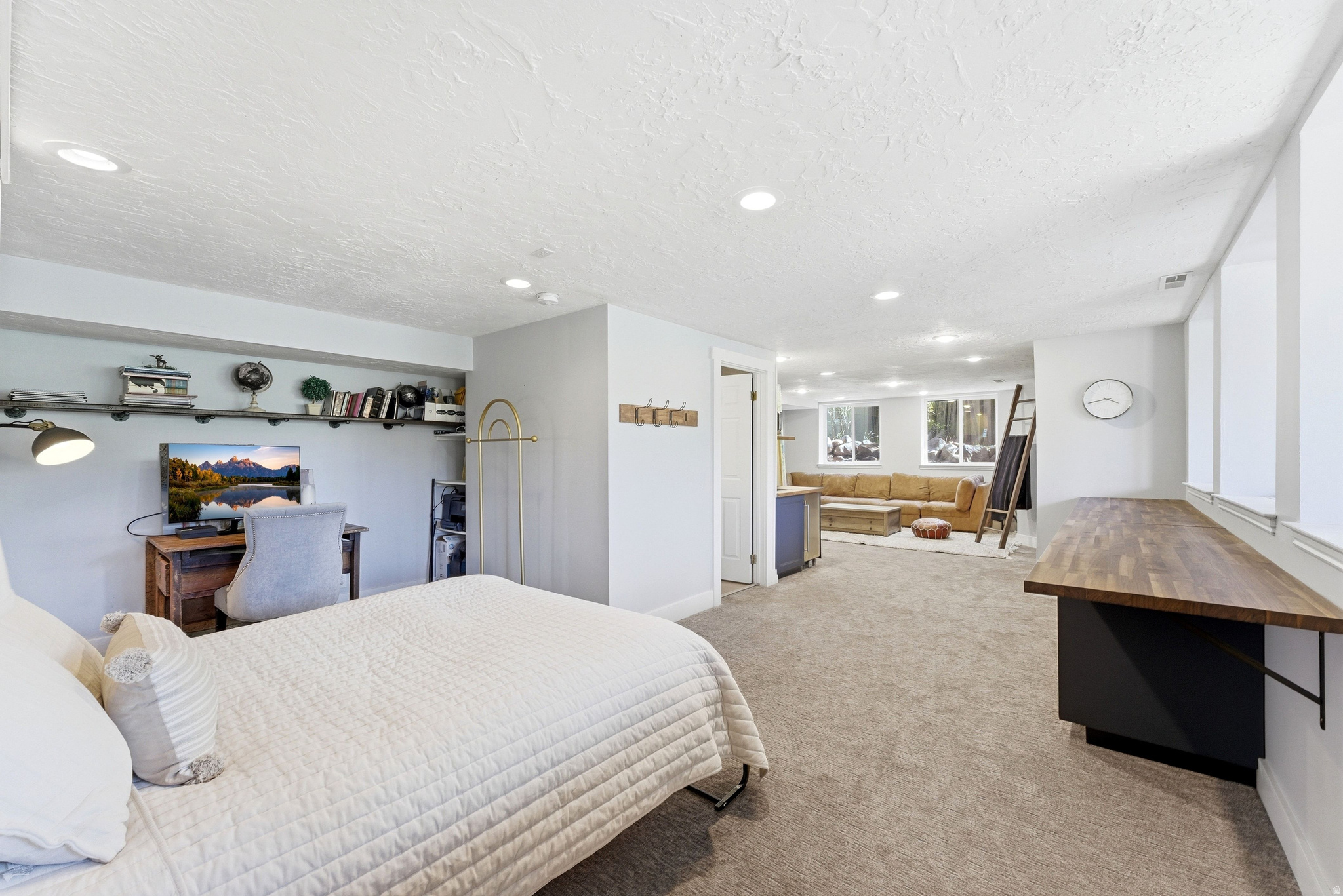HORSETHEIF CANYON - Residential