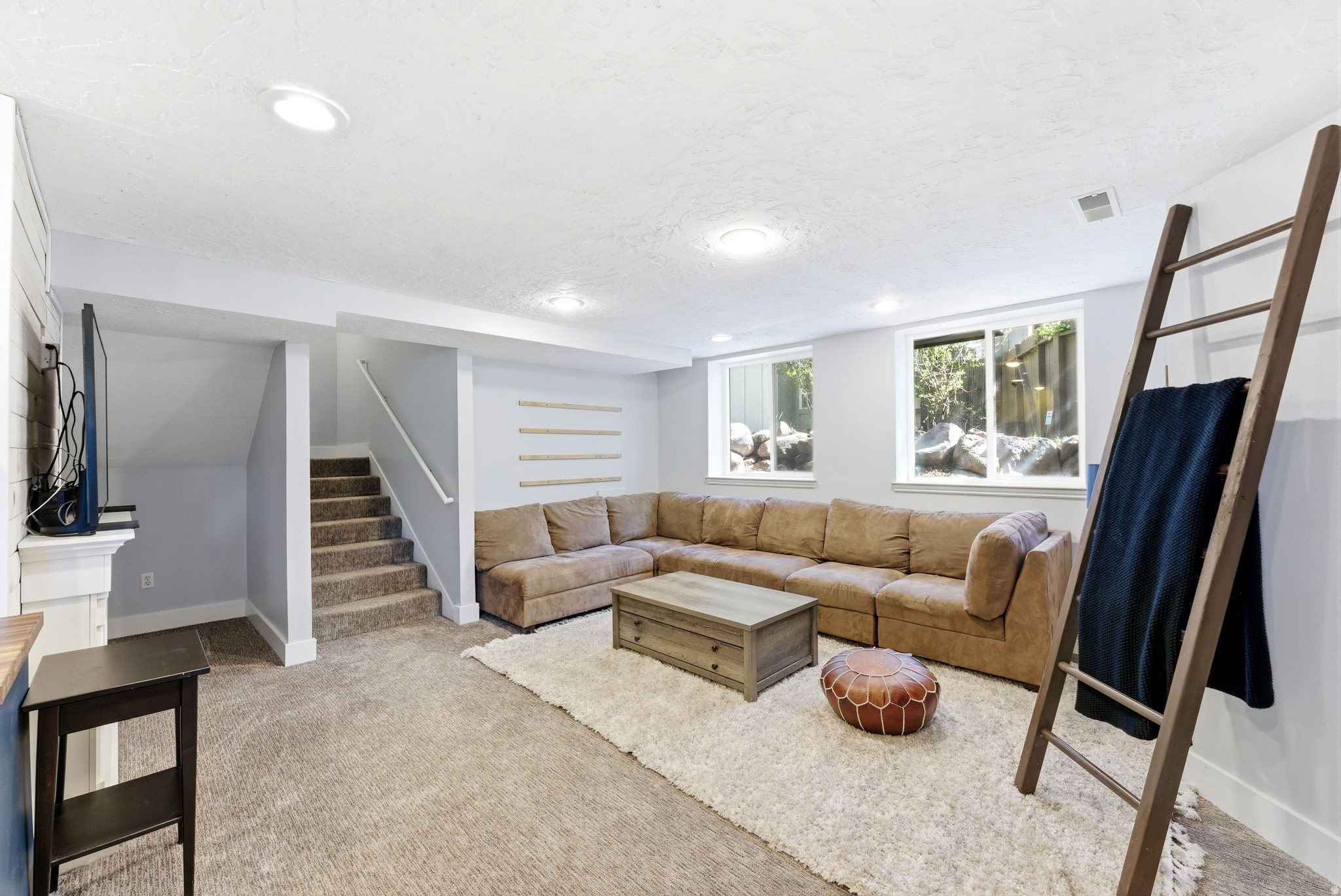 HORSETHEIF CANYON - Residential