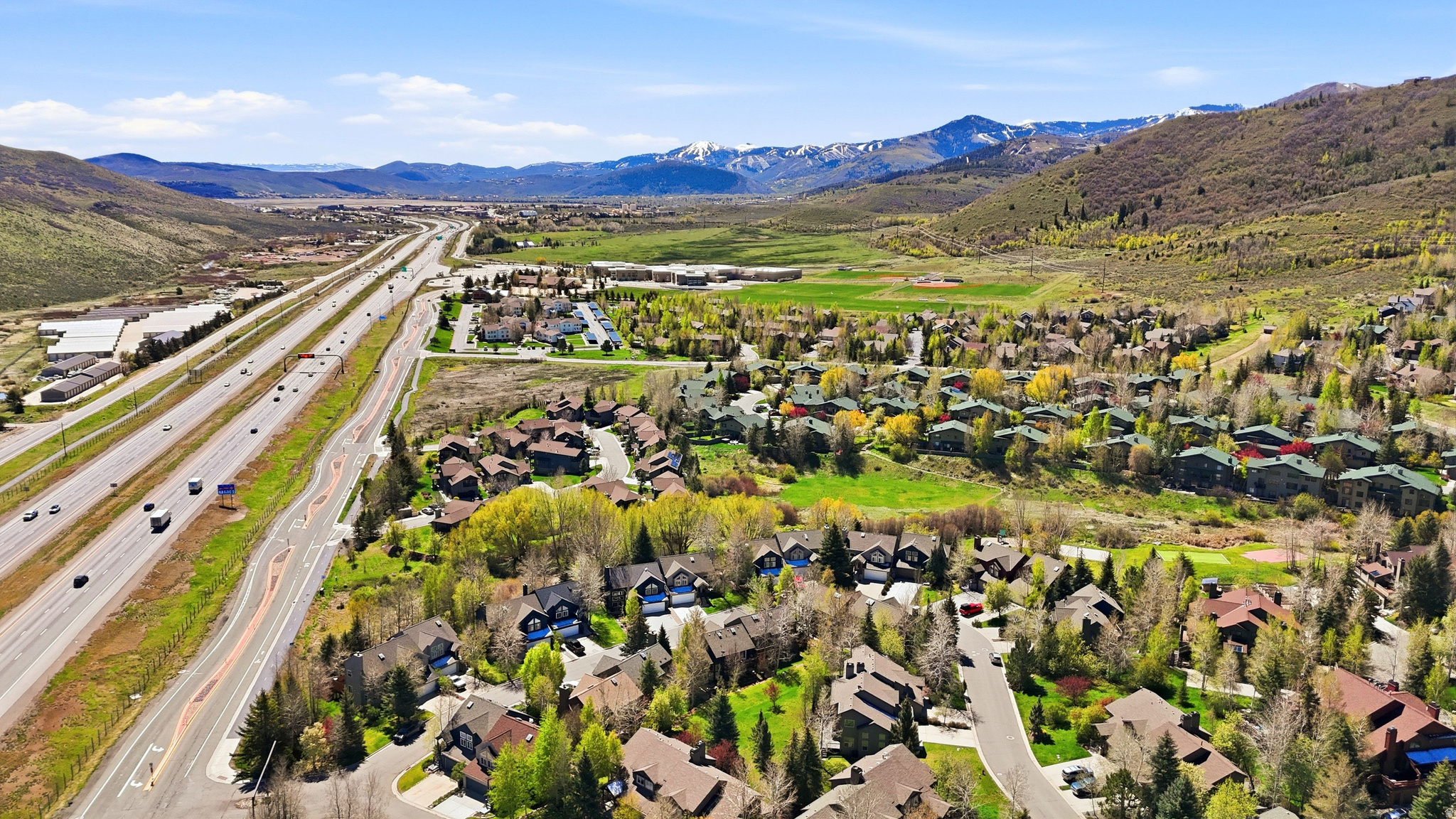 HORSETHEIF CANYON - Residential