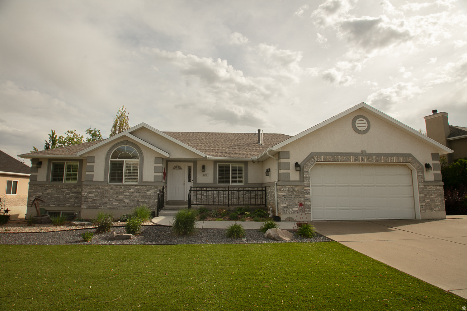 FOX CHASE - Residential