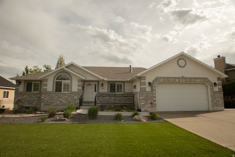Tiny photo for 1395 E 5600 S, South Ogden, UT 84403 (MLS # 2158873)