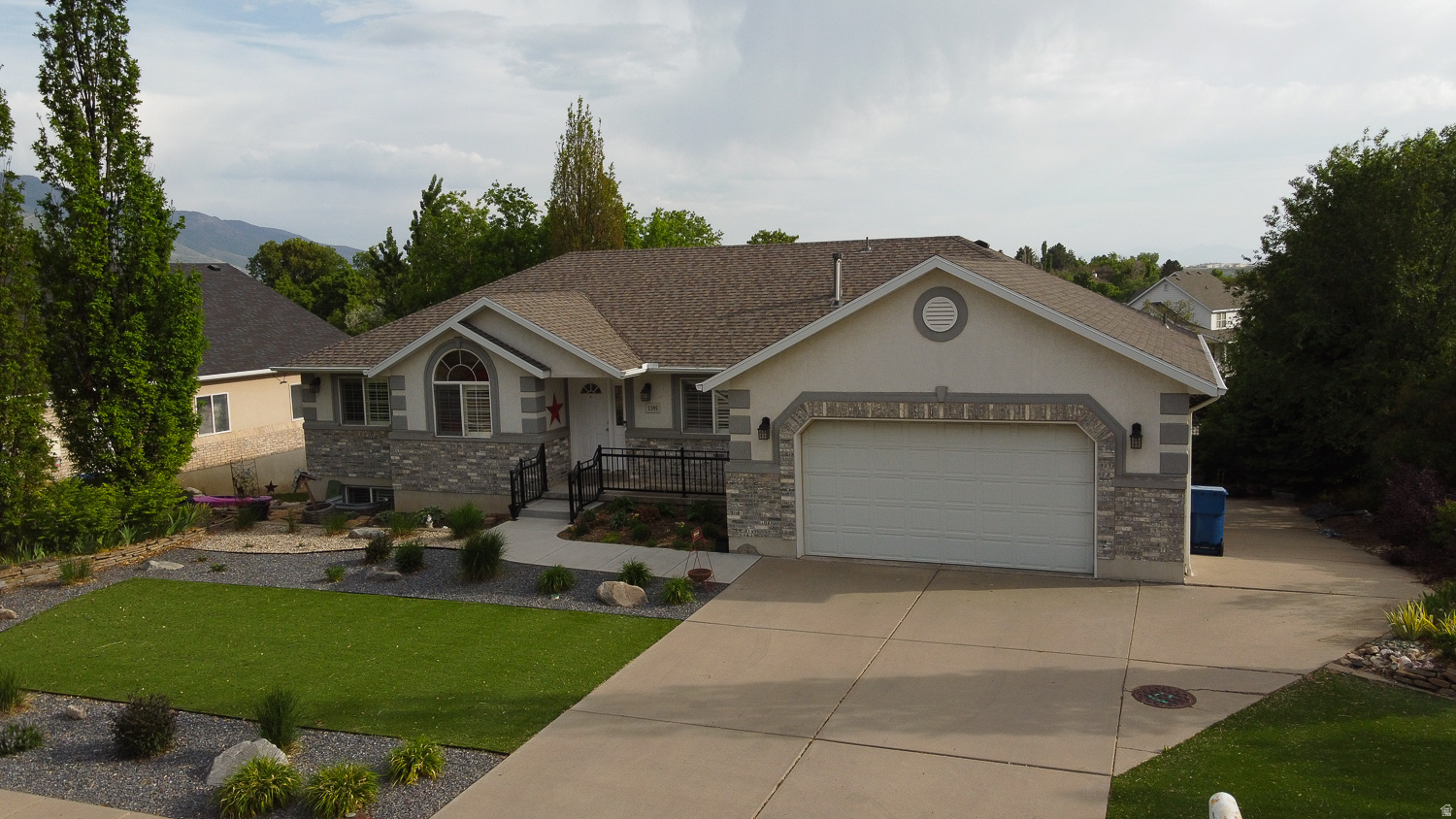 FOX CHASE - Residential