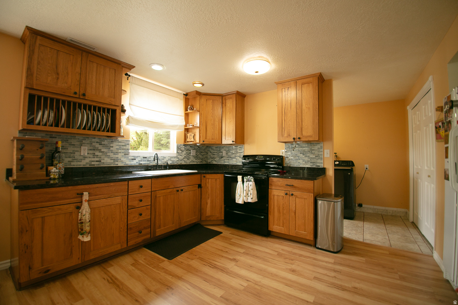 FOX CHASE - Residential