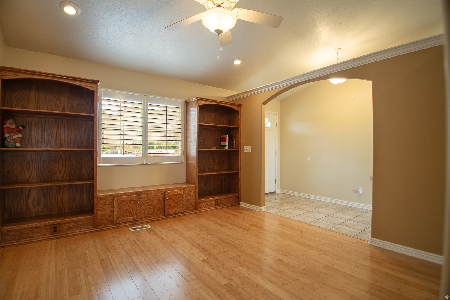 FOX CHASE - Residential