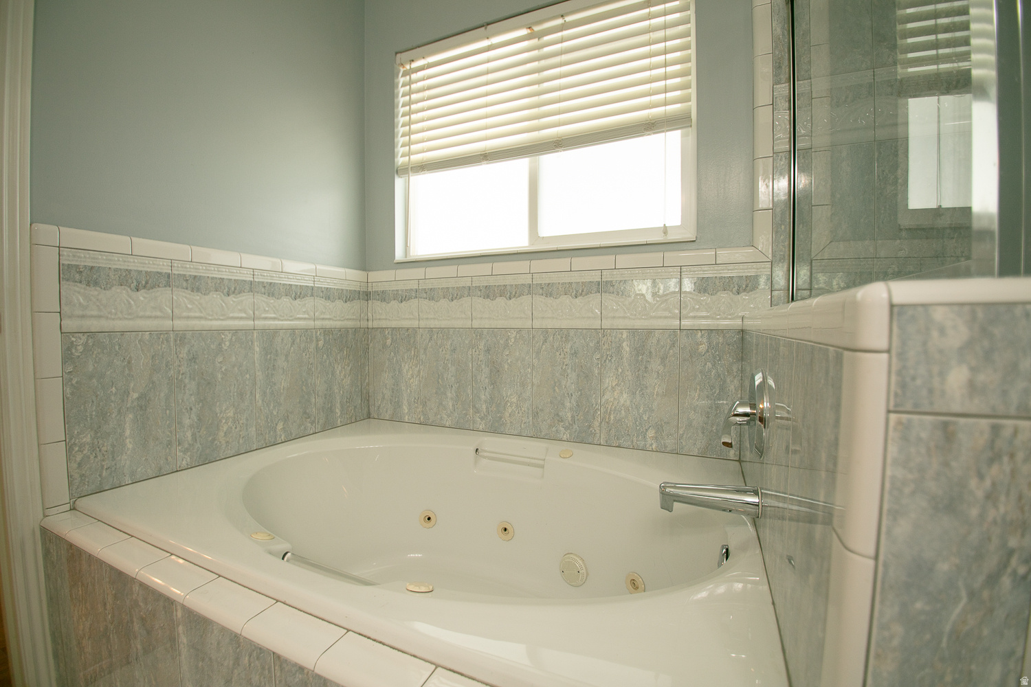 FOX CHASE - Residential