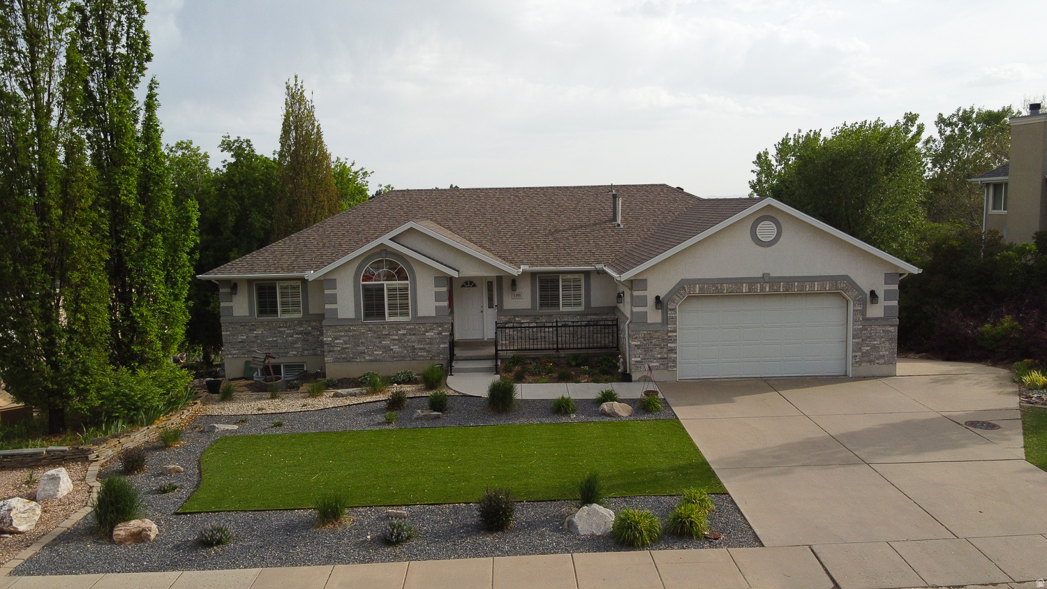FOX CHASE - Residential