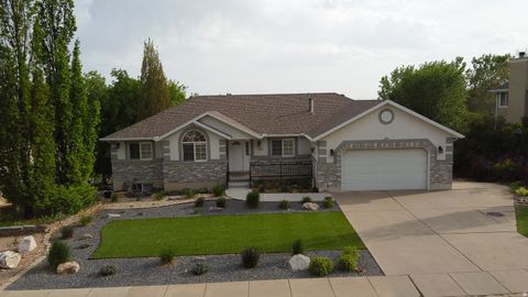 Tiny photo for 1395 E 5600 S, South Ogden, UT 84403 (MLS # 2158873)