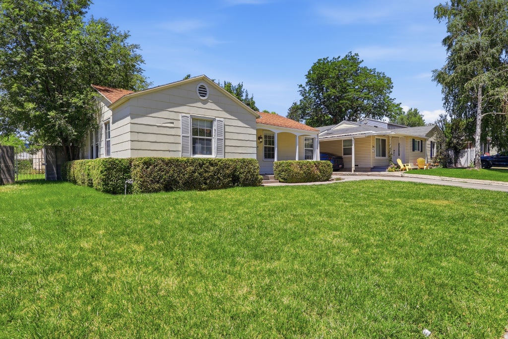 Photo of 731 N 1050 E, Provo, UT 84606 (MLS # 2168978)