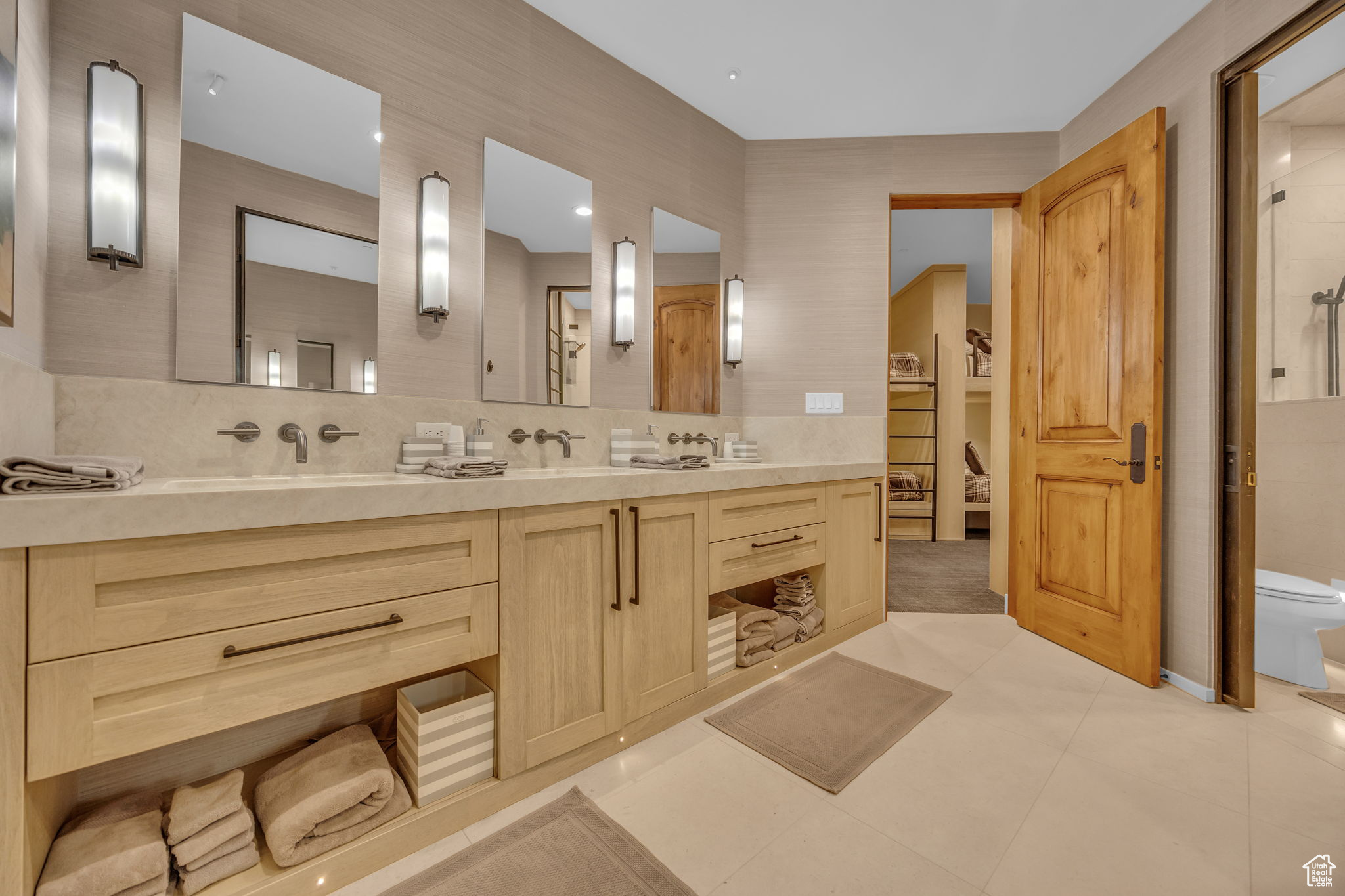 COLONY AT WHITE PINE CANYON - Residential