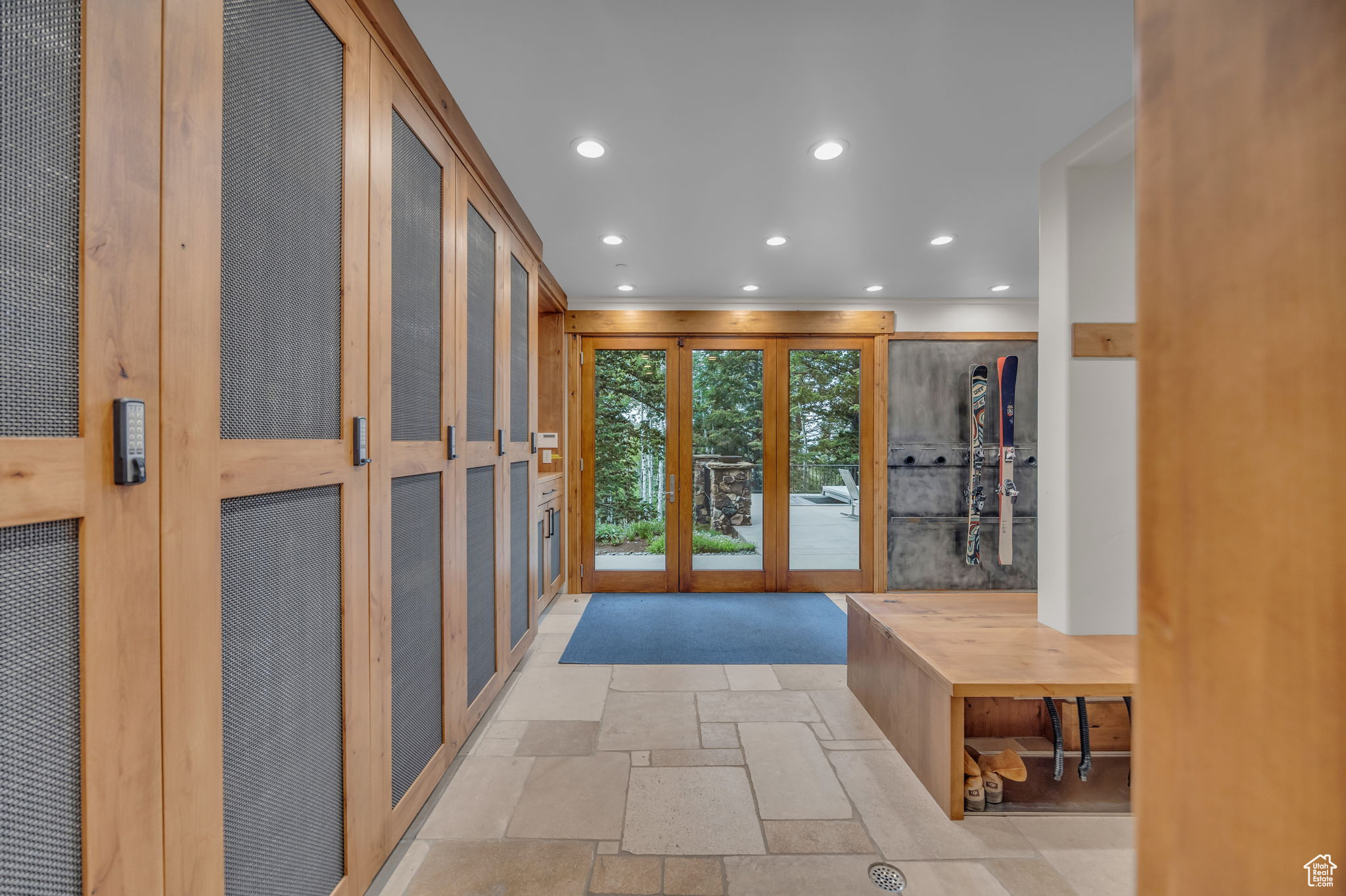 COLONY AT WHITE PINE CANYON - Residential