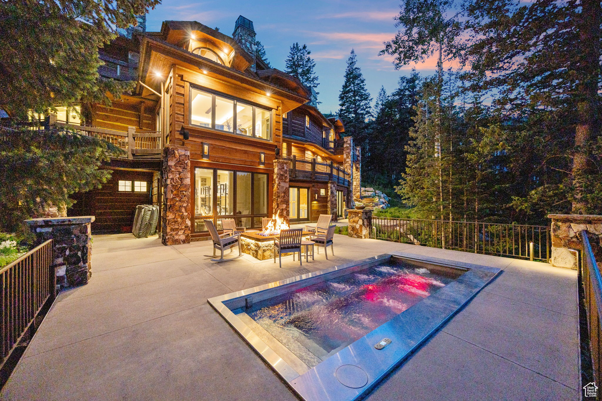 COLONY AT WHITE PINE CANYON - Residential